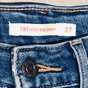 Levi’s High Rise Skinny Jeans